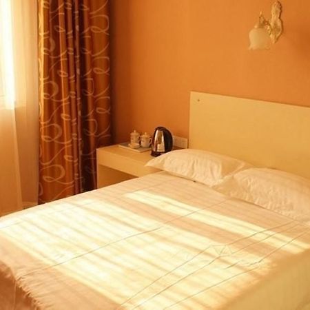 Luoyang Love Me Fashion Hotel Экстерьер фото